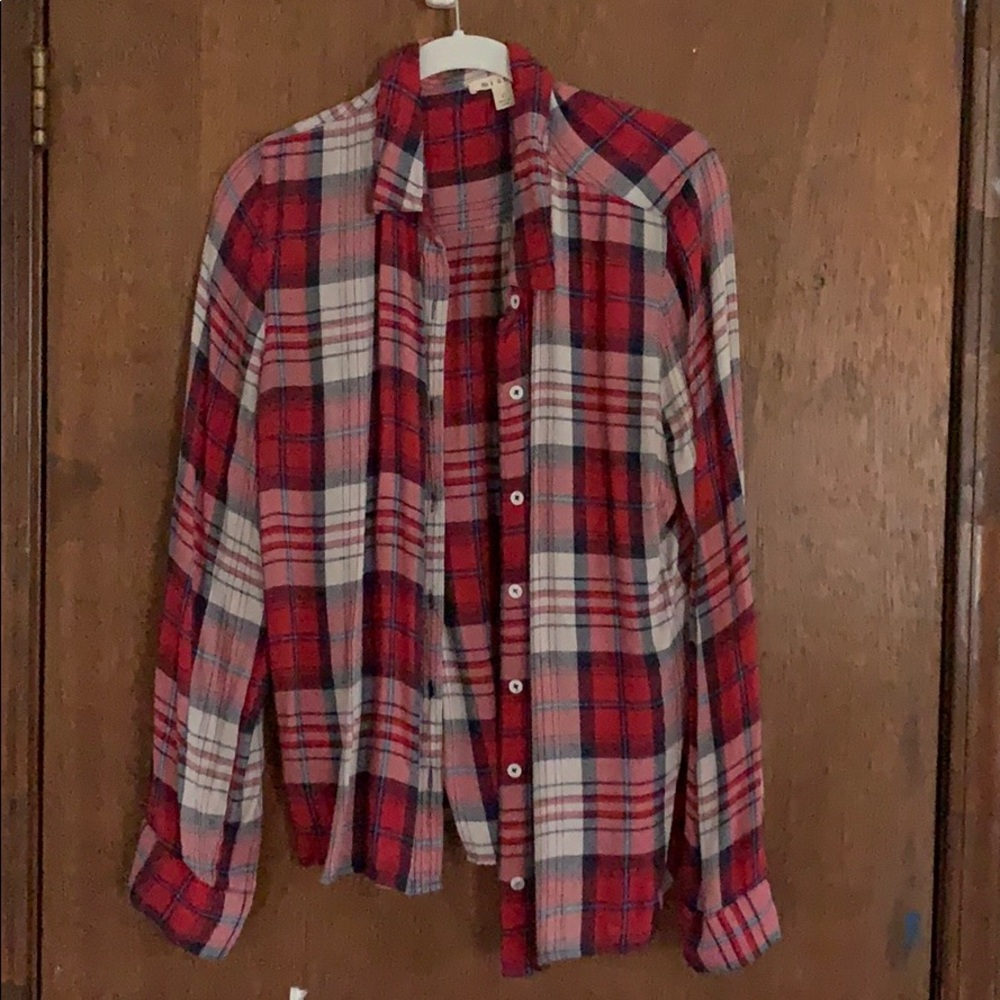 Women’s large long sleeve thin flannel